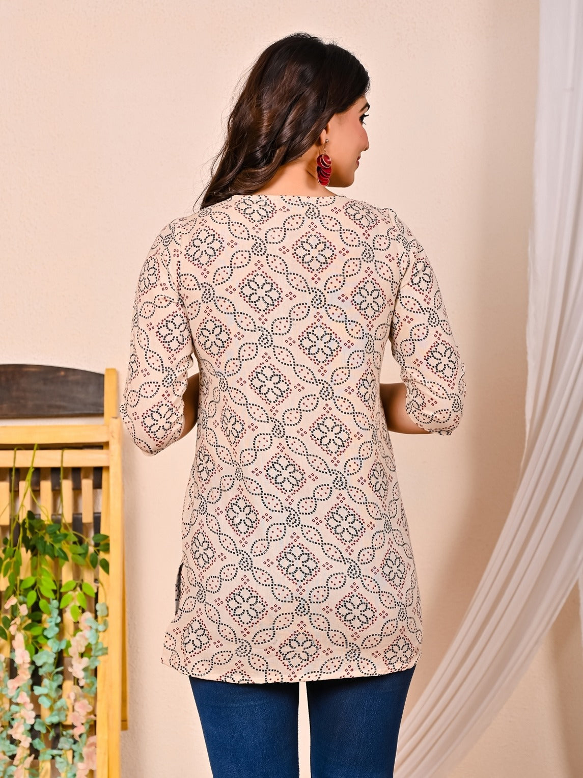 Womens Cream Bandhej Printed Short Kurti/Top