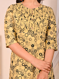 Womens Cream Printed Short Kurti/Top