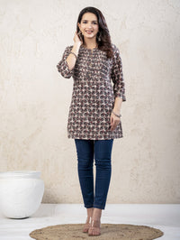 Womens Maroon Flower Printed Short Kurti/Top