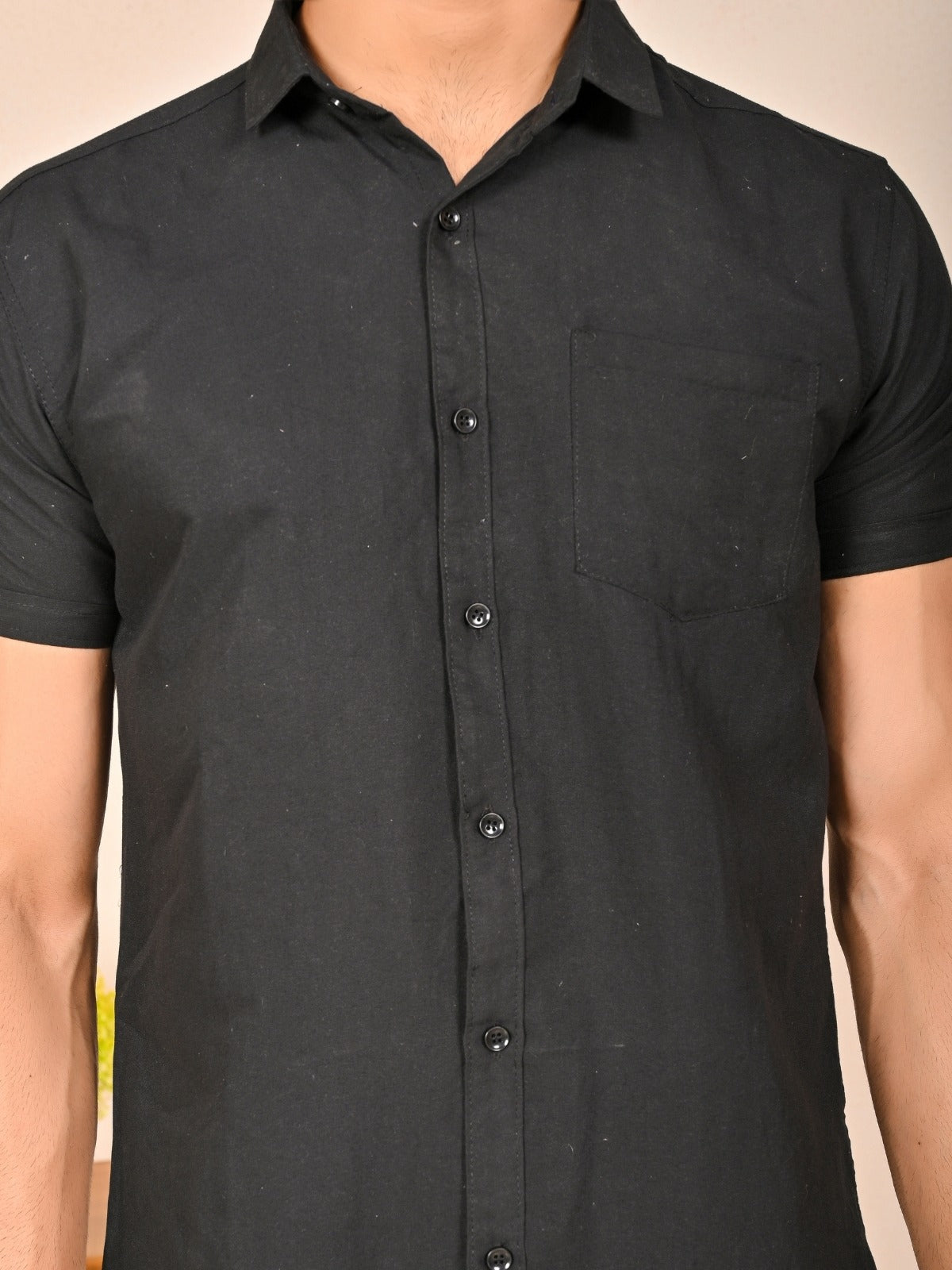 Mens solid Black Half Sleeve Cotton shirt