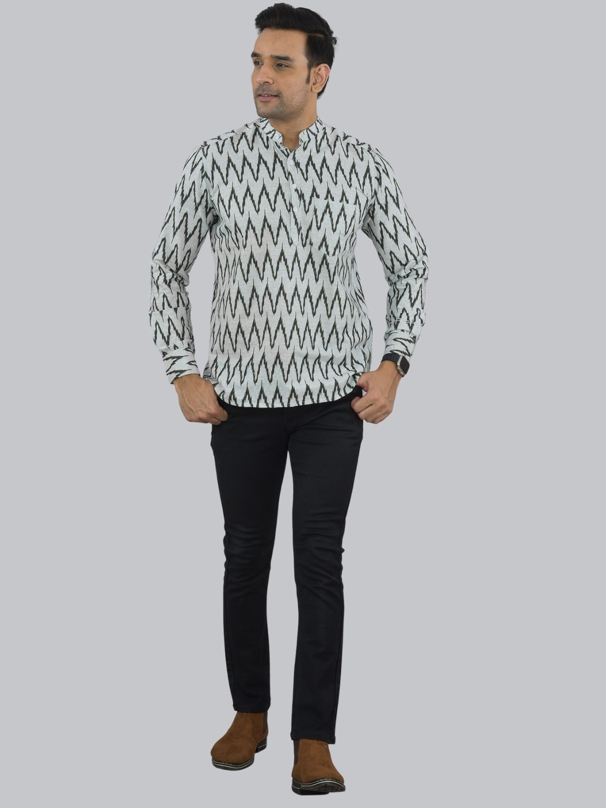 Mens Regular fit Black Zig-Zag Printed Cotton short Kurta