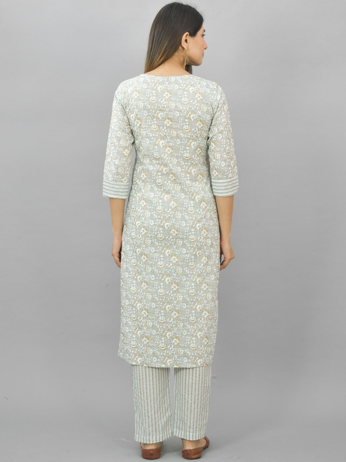 Womens Grey Flower Printed Kurti And Pant Set