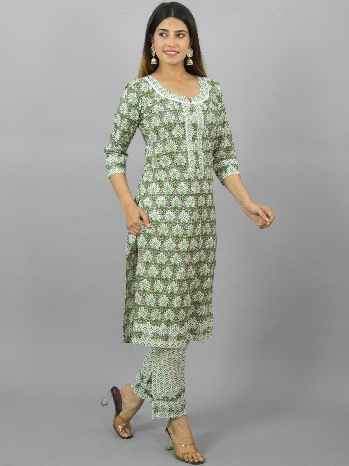 Womens Green Flower Printed Round Neck Kurta and Pant Set