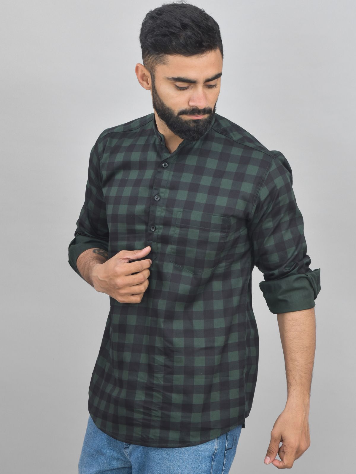 Quaclo Mens Green Check Cotton Short Kurta