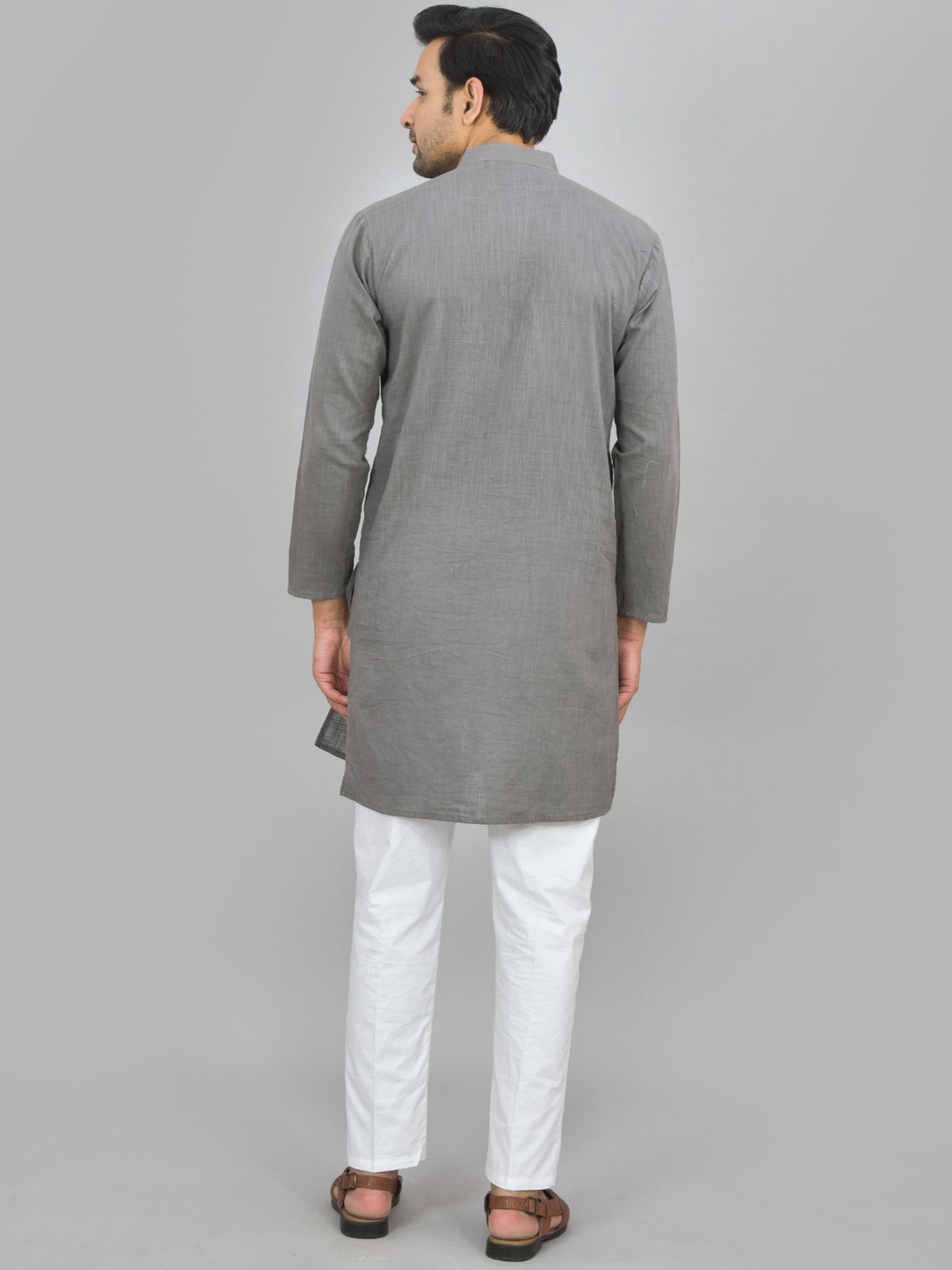 Quaclo Mens Solid Grey Cotton Long Kurta