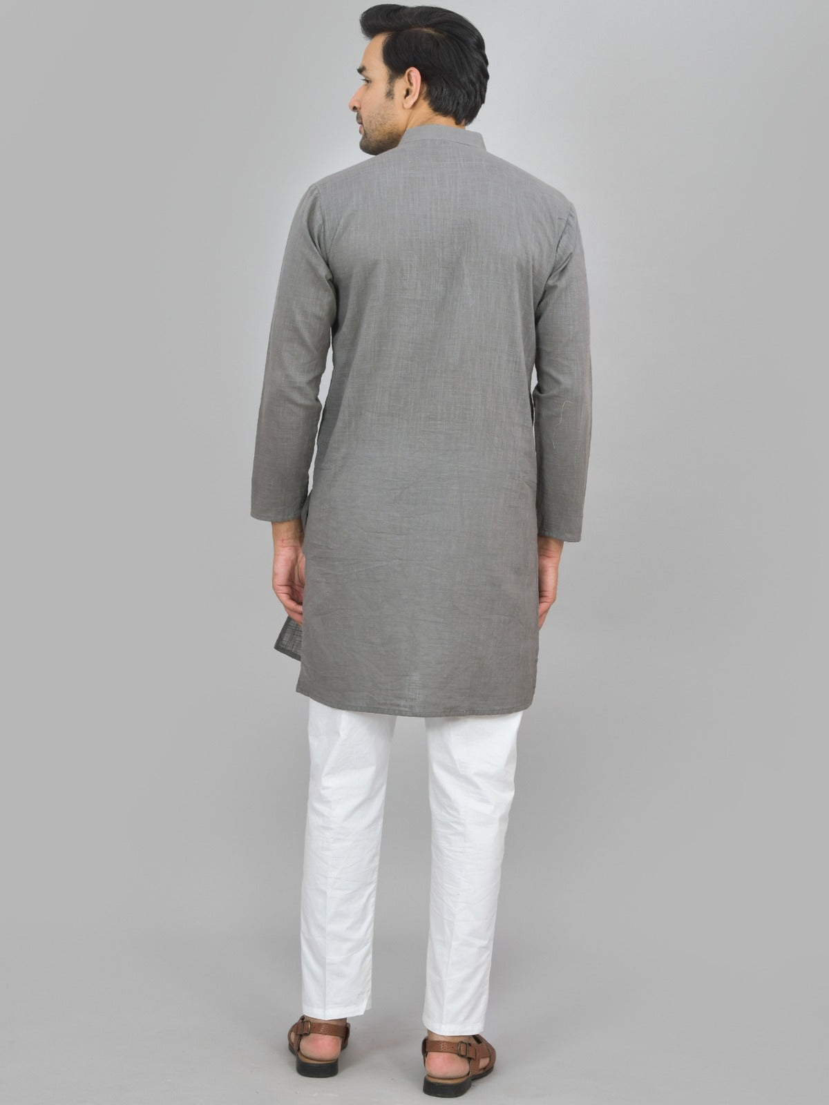 Quaclo Mens Solid Grey Cotton Long Kurta