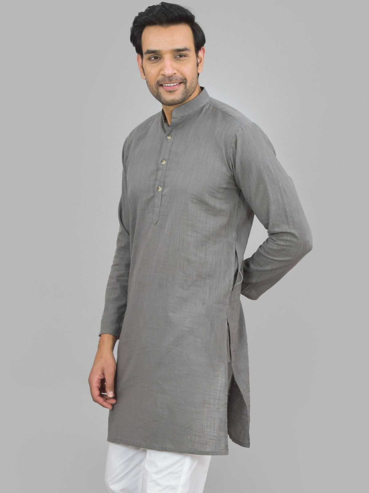 Quaclo Mens Solid Grey Cotton Long Kurta