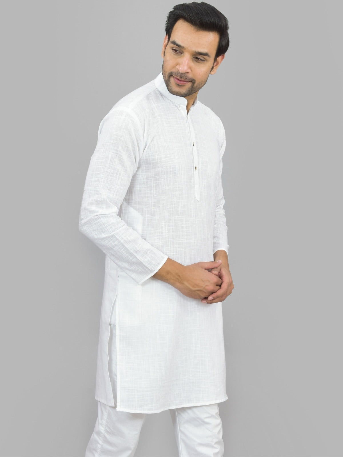 Quaclo Mens Solid White Cotton Long Kurta