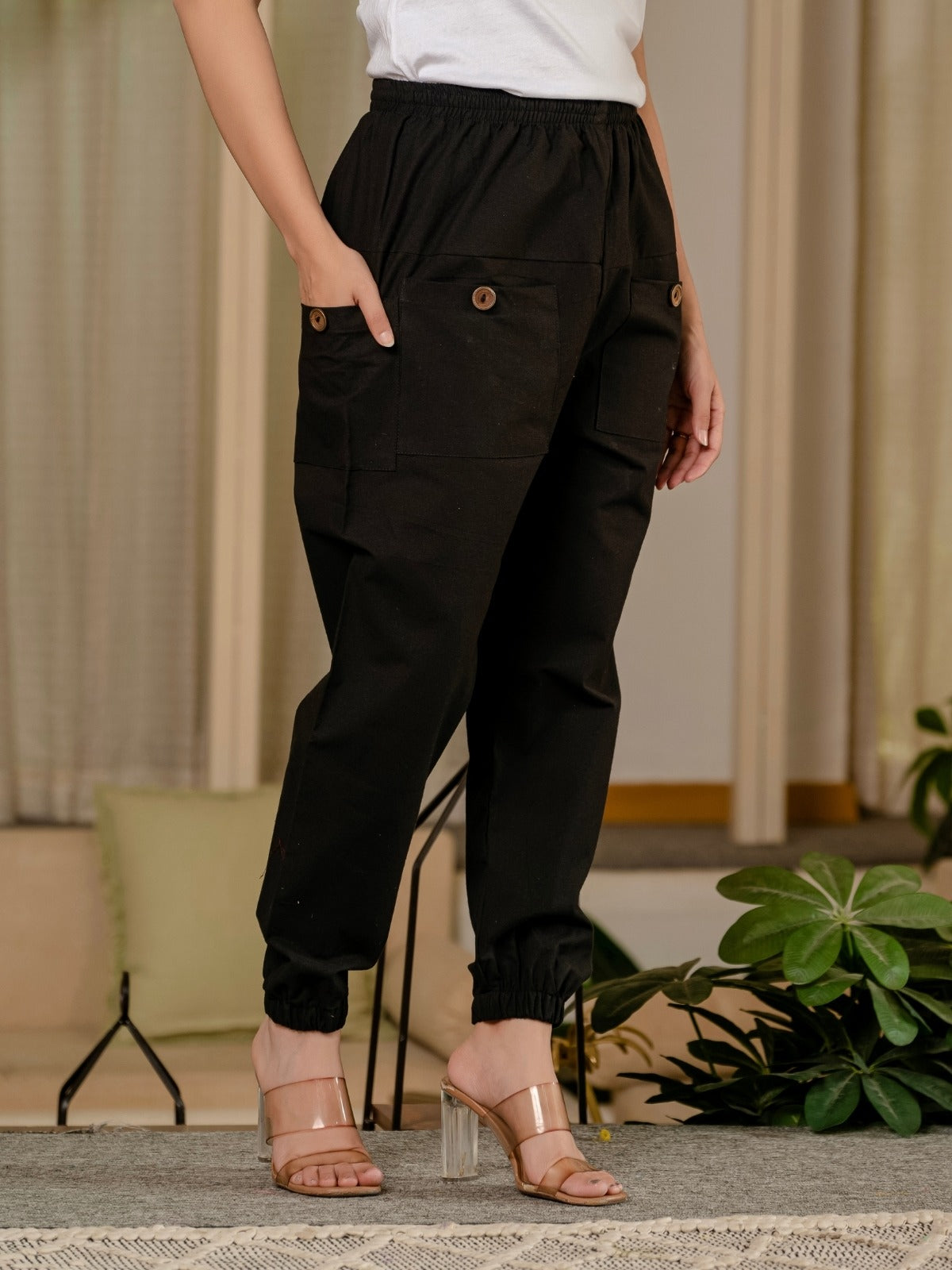 Quaclo Women's Black Pure Four Pocket Cotton Cargo Pants