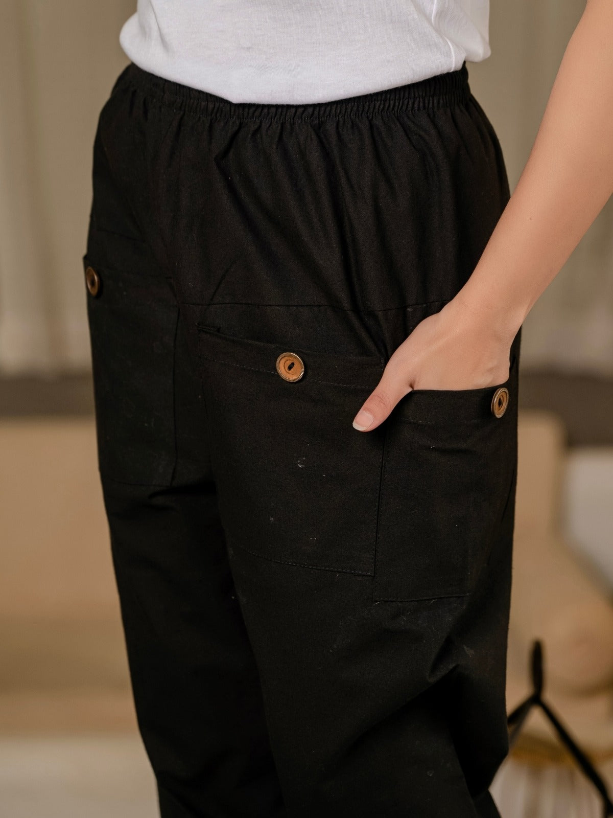 Quaclo Women's Black Pure Four Pocket Cotton Cargo Pants