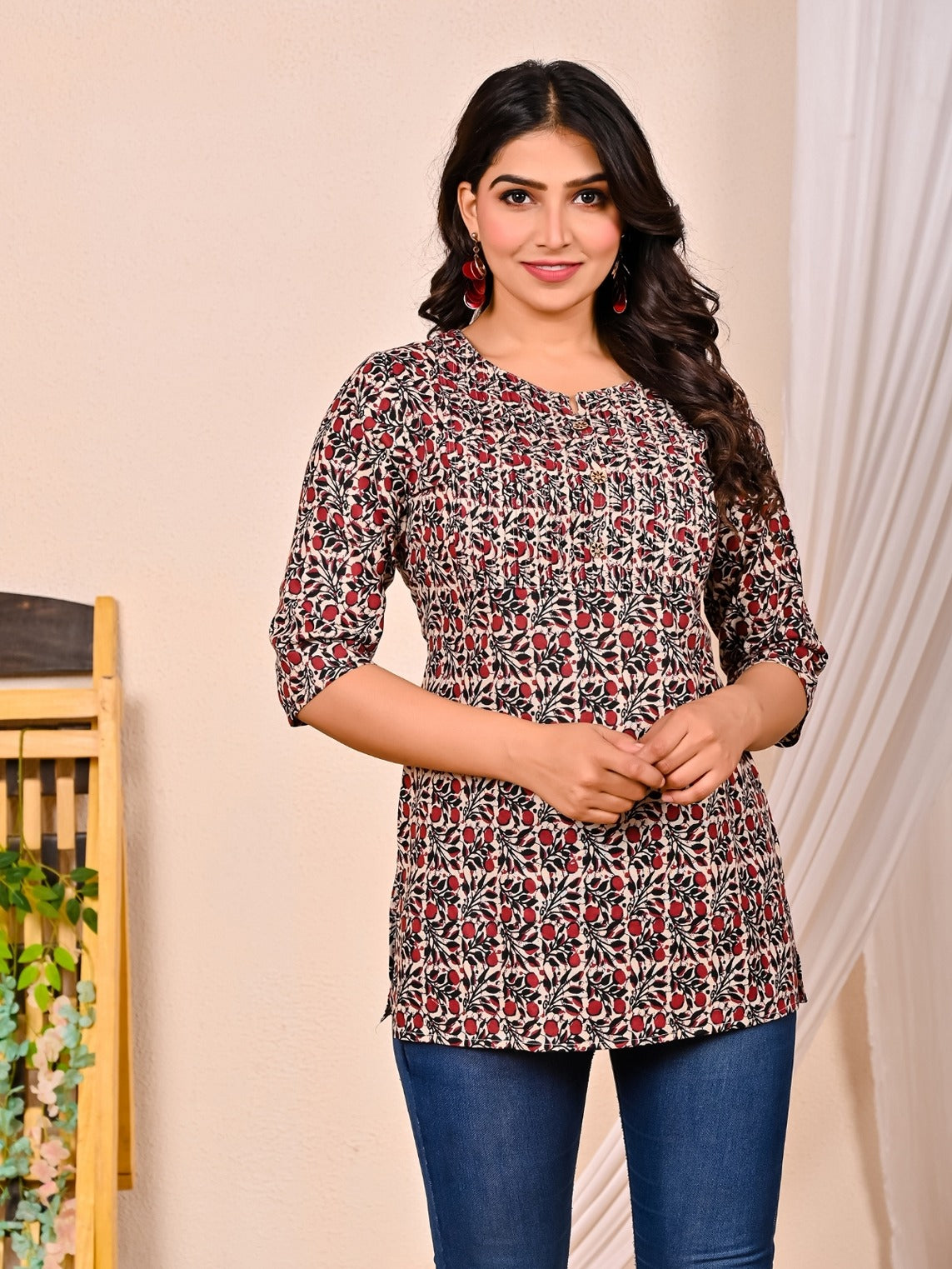 Womens Red Black Flower Printed Short Kurti/Top