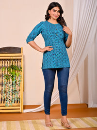 Womens Teal Blue Zig-Zag Printed Short Kurti/Top