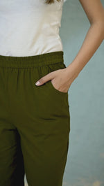 Women's Dark Green Regular Fit Elastic Cotton Trouser