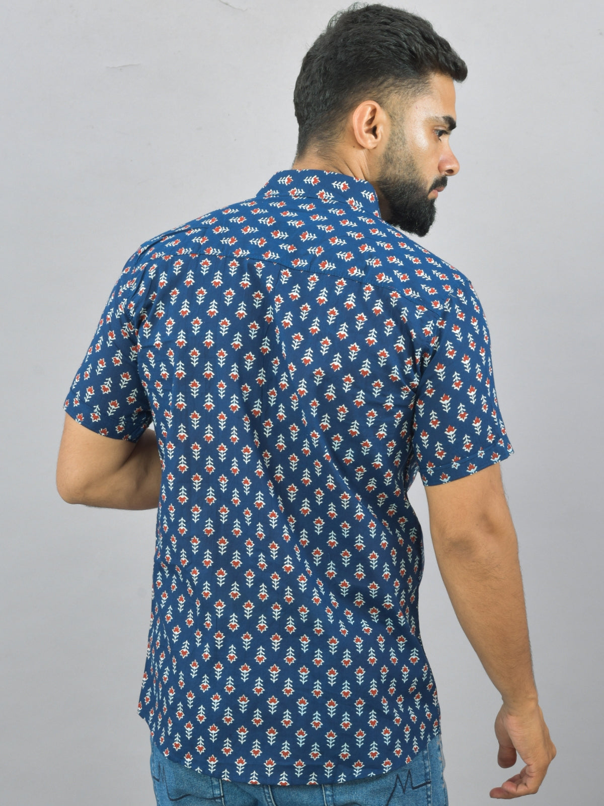 Mens Regualr Fit Half Sleeves Blue Floral Printed Cotton Shirt