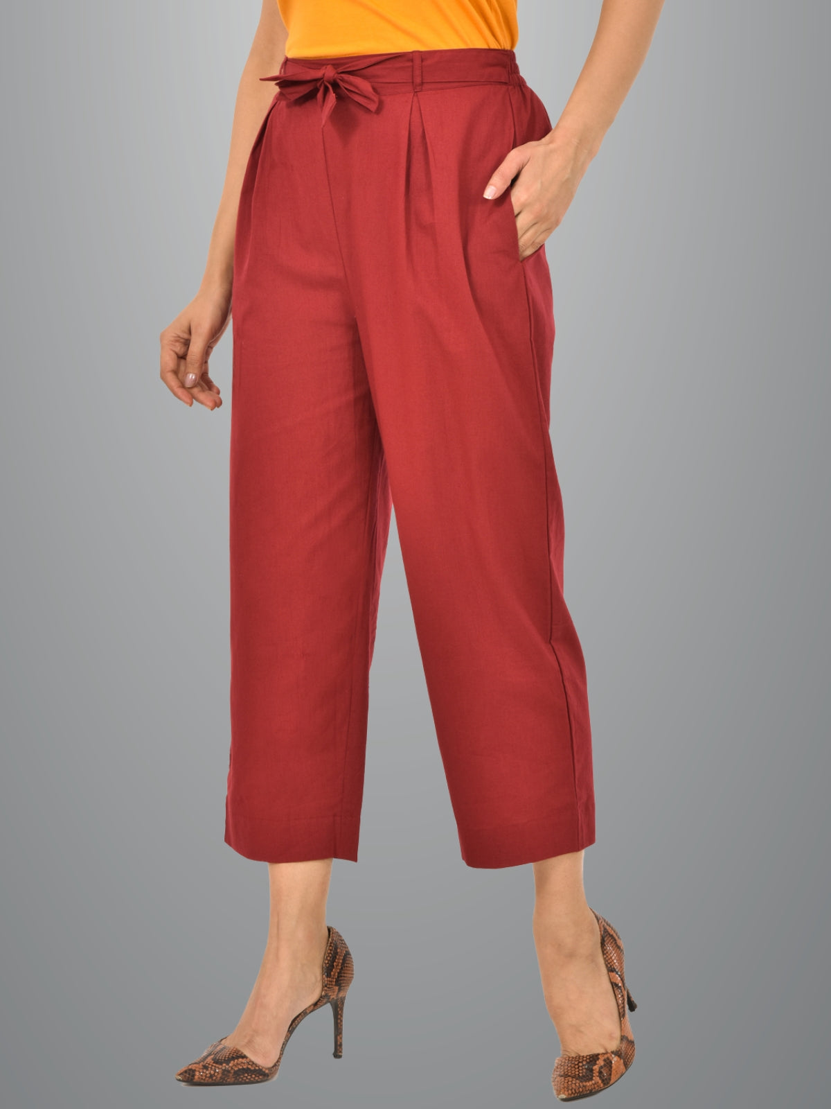 Women Solid Maroon Cluottes Trouser