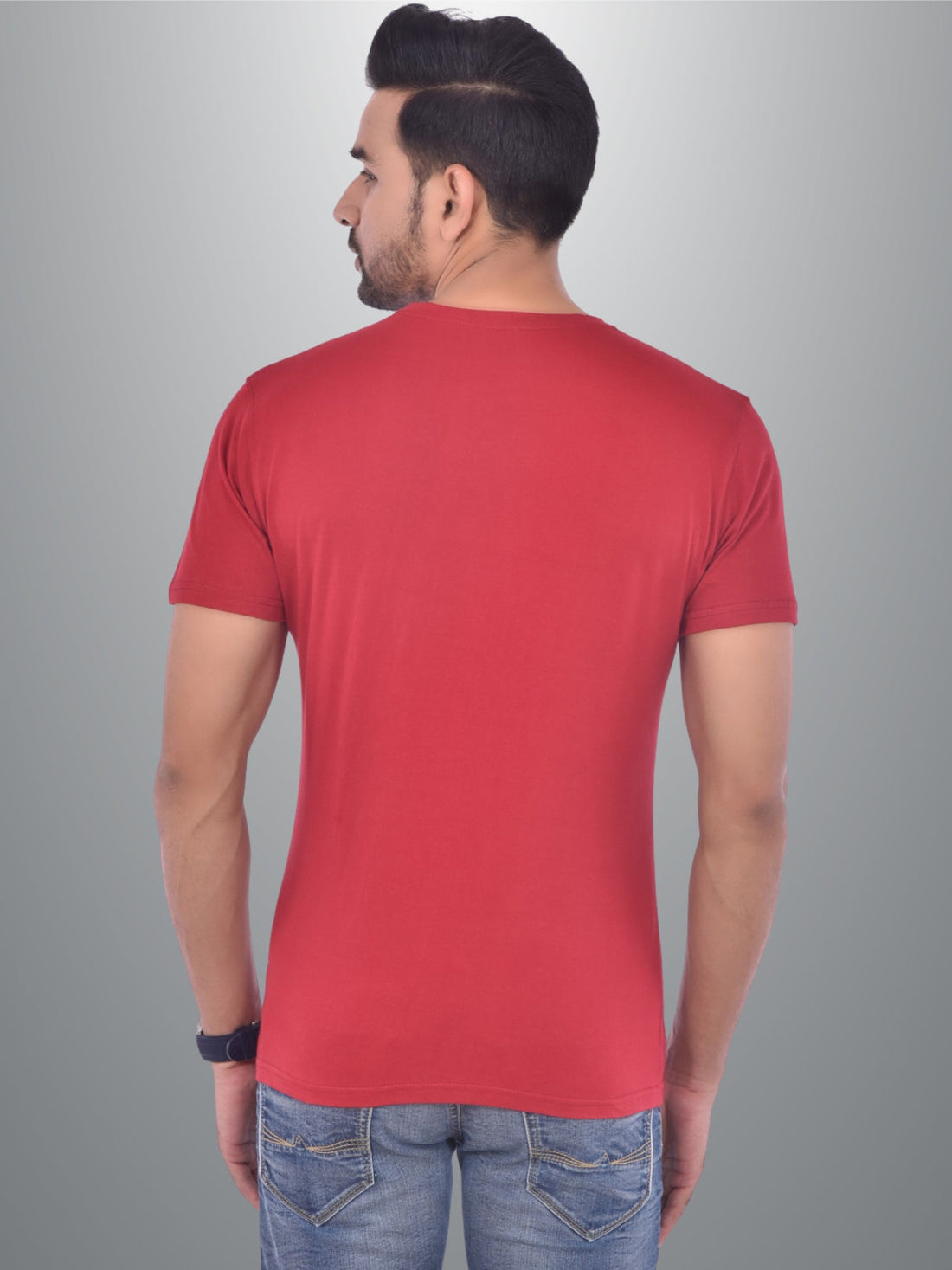 Mens Solid Round Neck  Half Sleeve Cotton Blend Maroon T-shirt