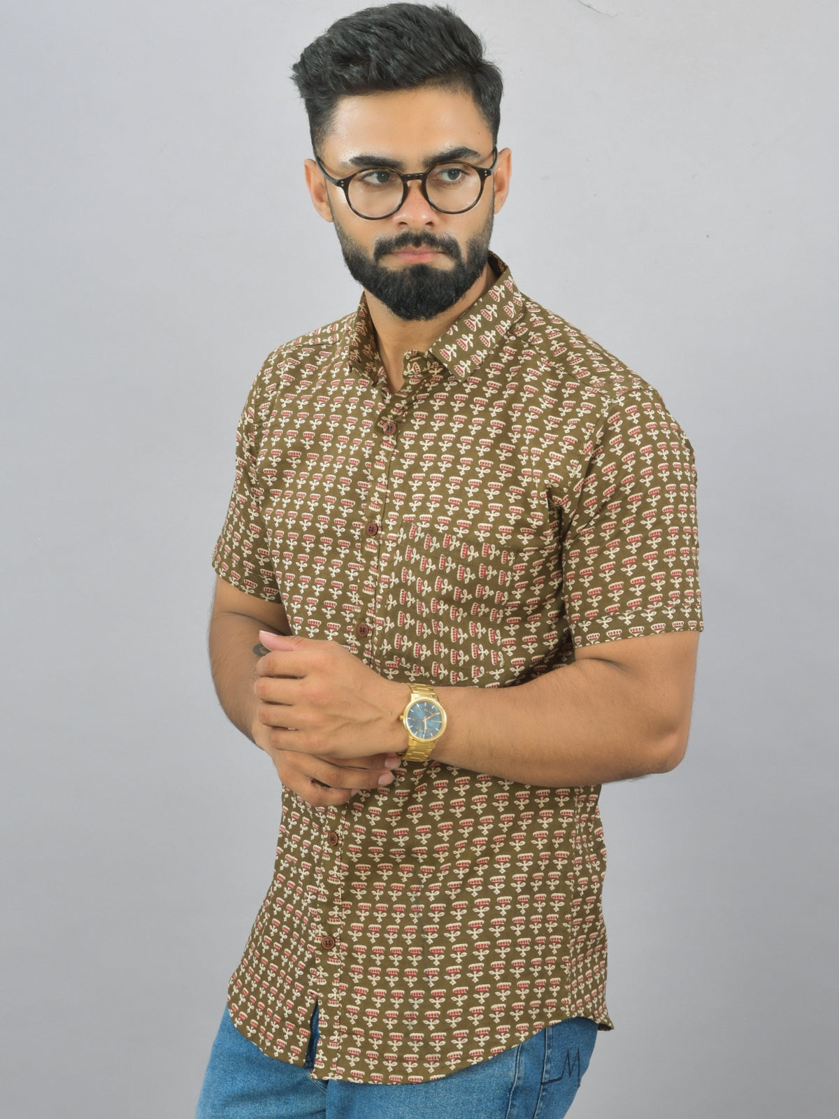 Mens Regualr Fit Half Sleeves Mehndi Green Floral Printed Cotton Shirt