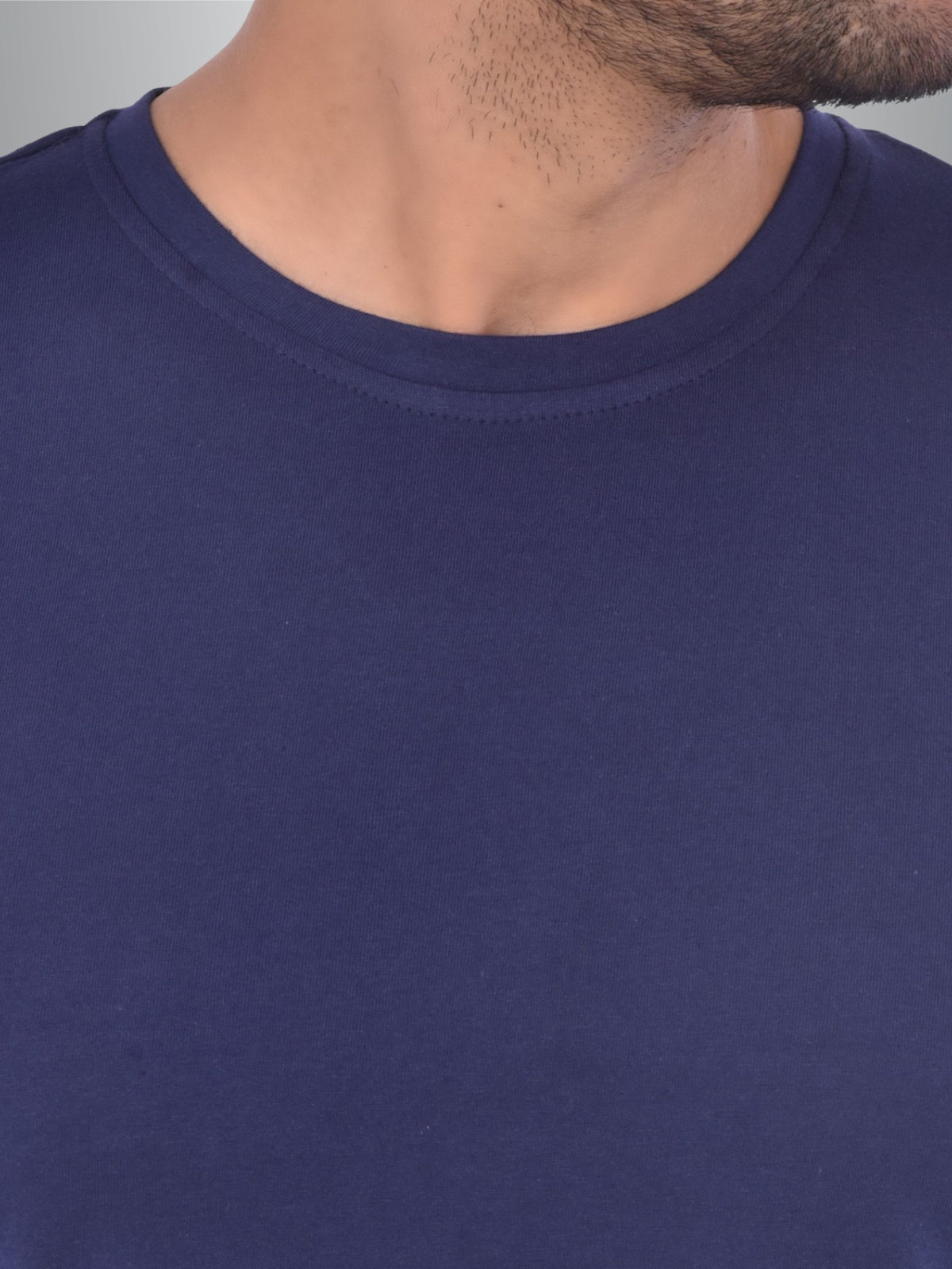 Mens Solid Round Neck  Half Sleeve Cotton Blend Navy Blue T-shirt