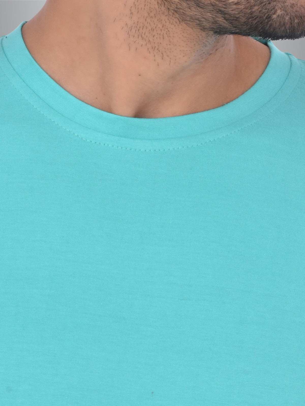 Mens Solid Round Neck  Half Sleeve Cotton Blend Turquoise T-shirt