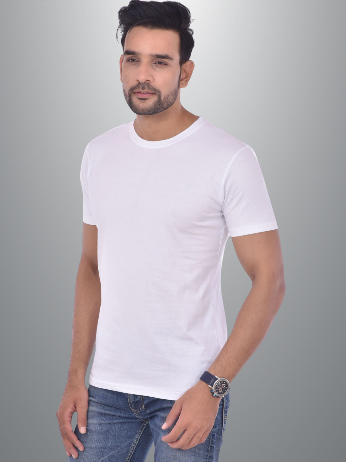 Mens Solid Round Neck  Half Sleeve Cotton Blend White T-shirt